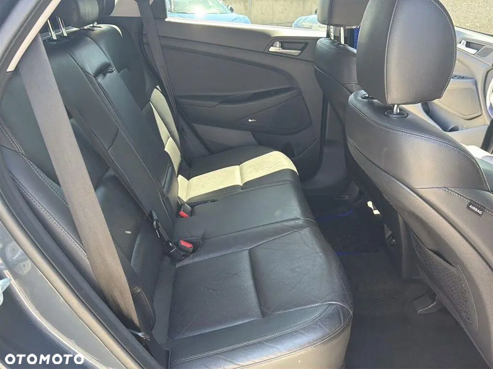 Hyundai Tucson 1.6 GDi 4WD DCT Premium - 10