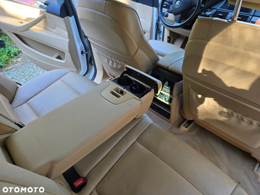 BMW X5 3.5d xDrive - 27