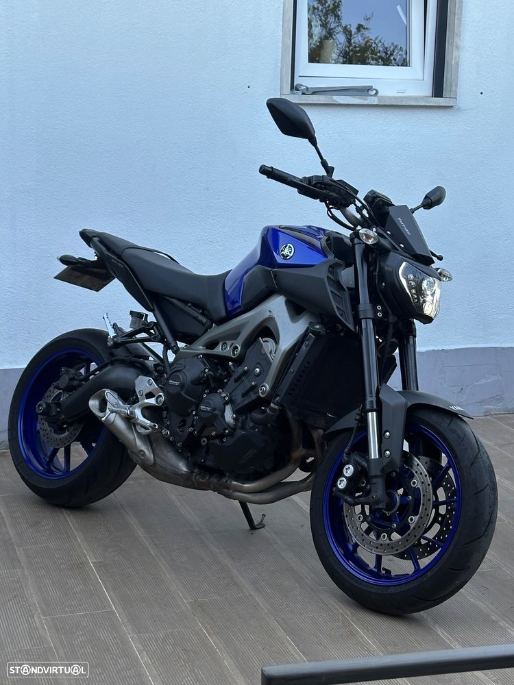 Yamaha MT-09 - 1