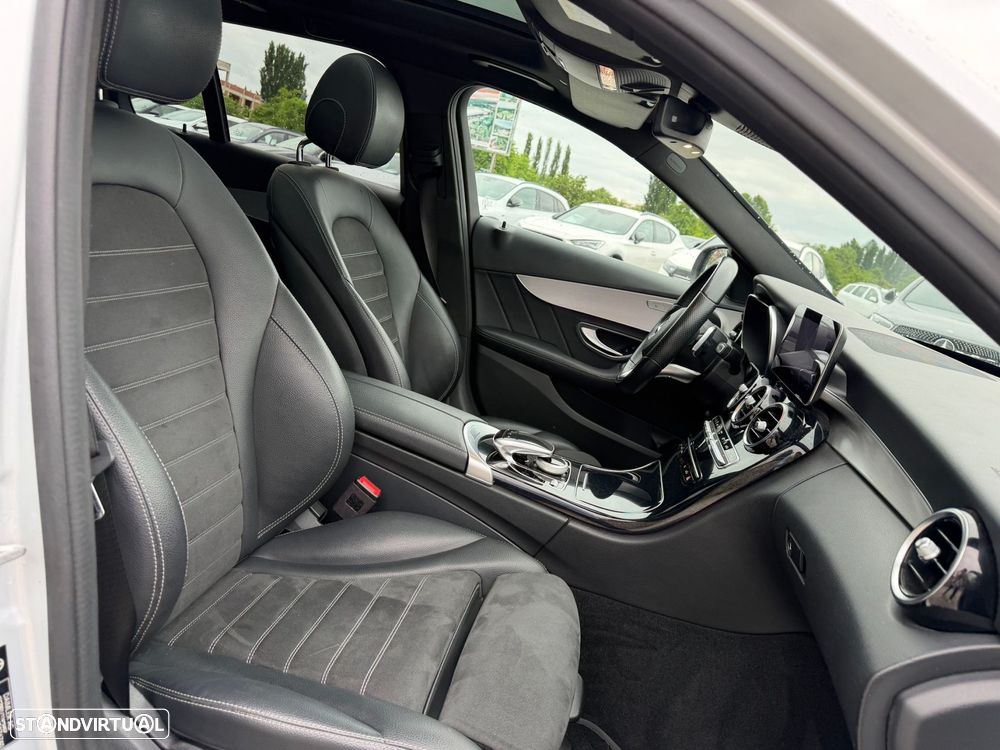 Mercedes-Benz C 300 de AMG Line - 11