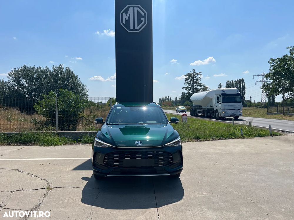 MG ZS HEV - 8