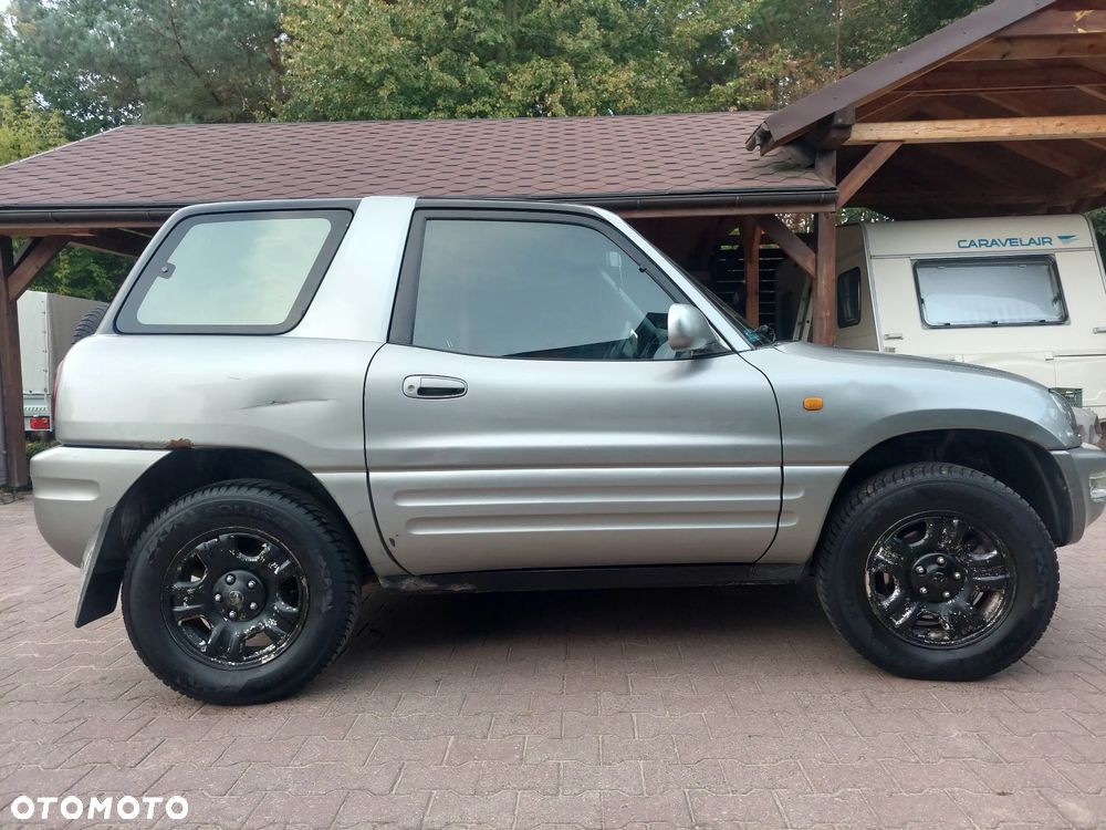 Toyota RAV4 2.0 Special - 13