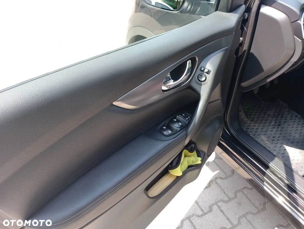 Nissan Qashqai 1.3 DIG-T N-Connecta - 10
