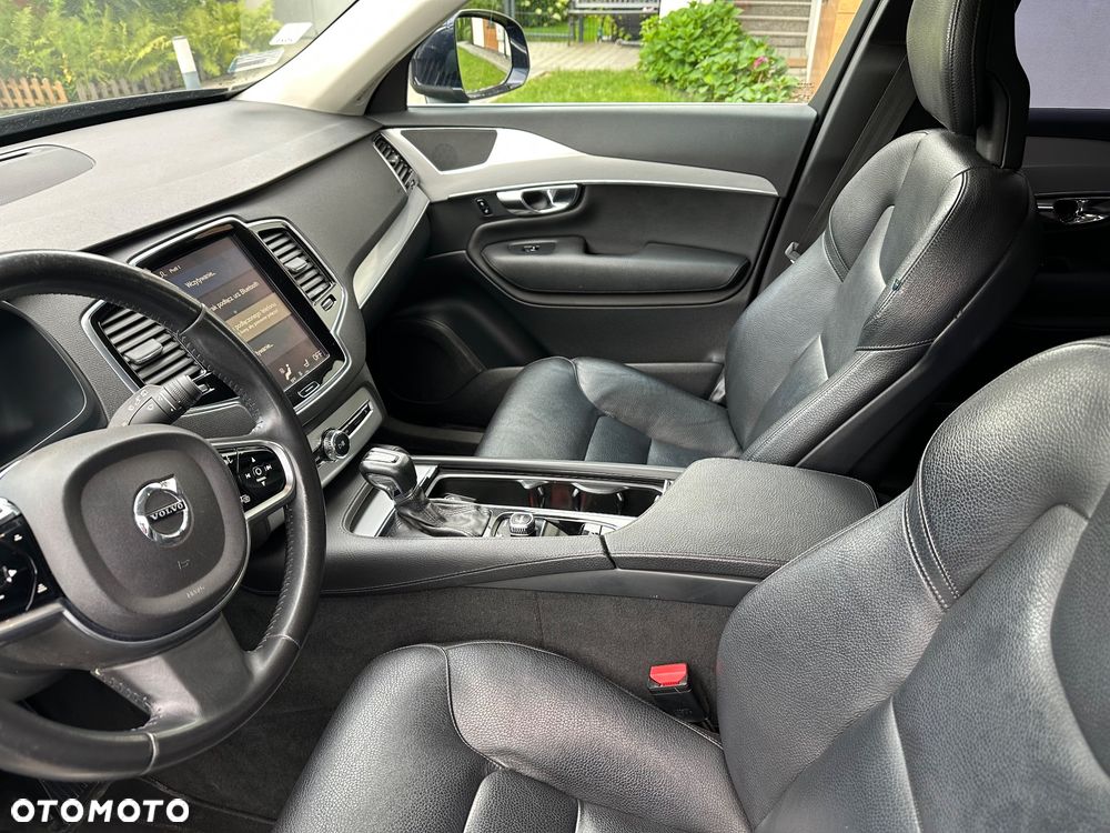 Volvo XC 90 D5 AWD Momentum - 12
