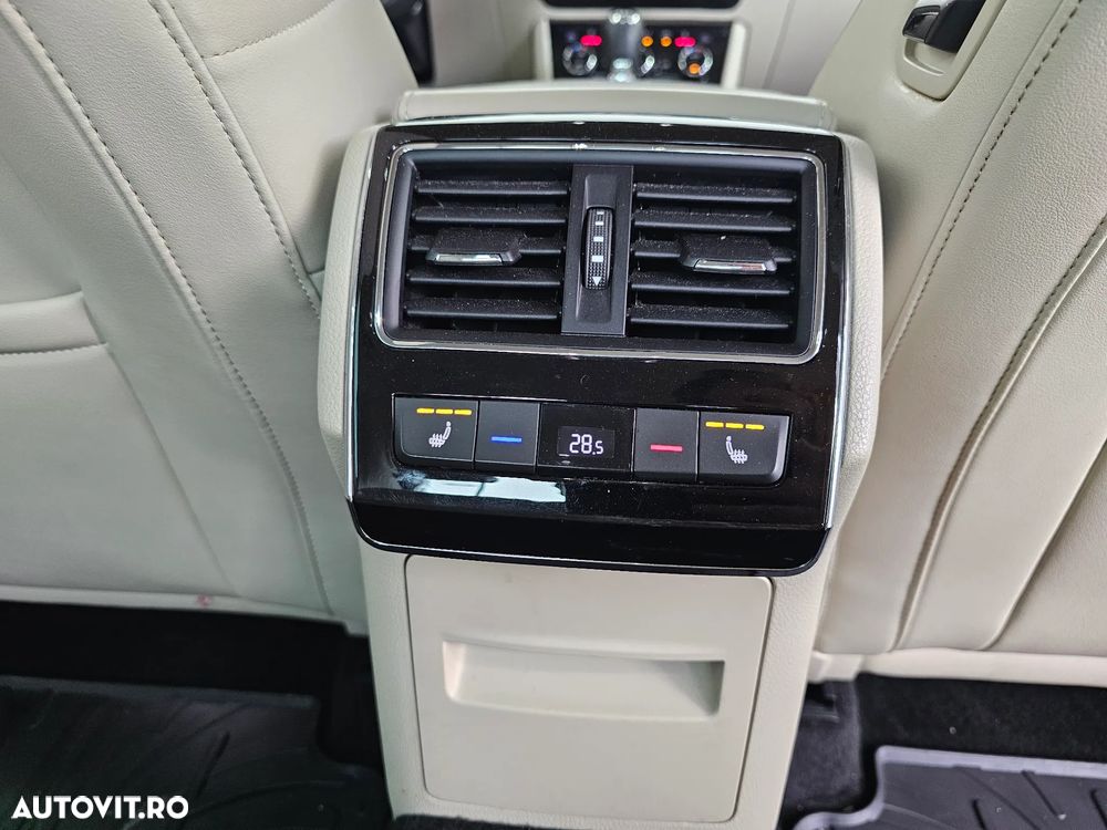 Skoda Superb 2.0 TDI 4X4 DSG Style - 34