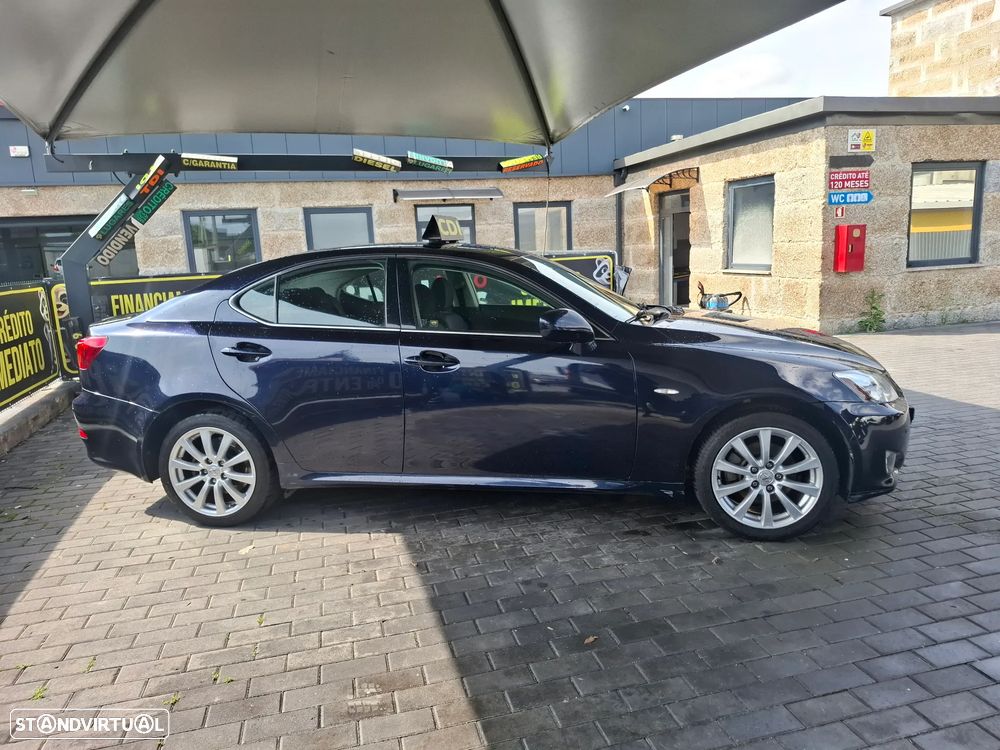 Lexus IS 220 d Base 11 - 2