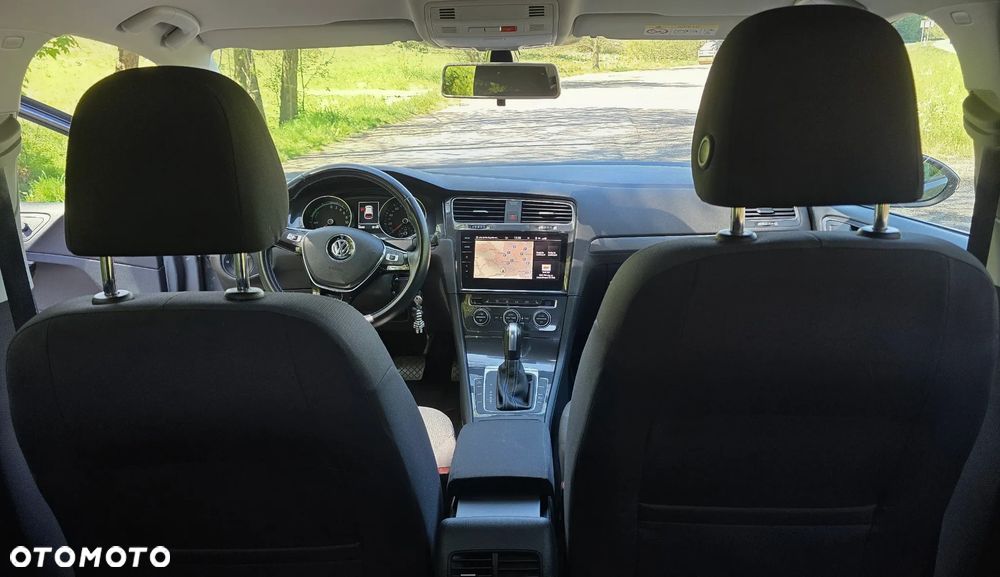 Volkswagen Golf - 13
