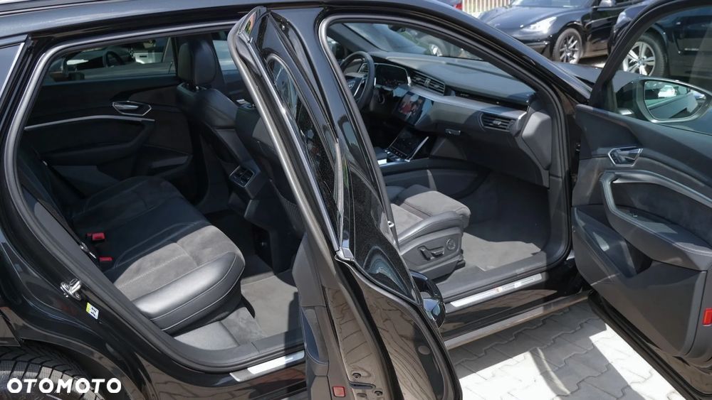 Audi e-tron 50 Quattro S line - 12