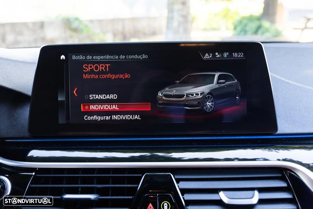 BMW 520 d Pack Desportivo M Auto - 21