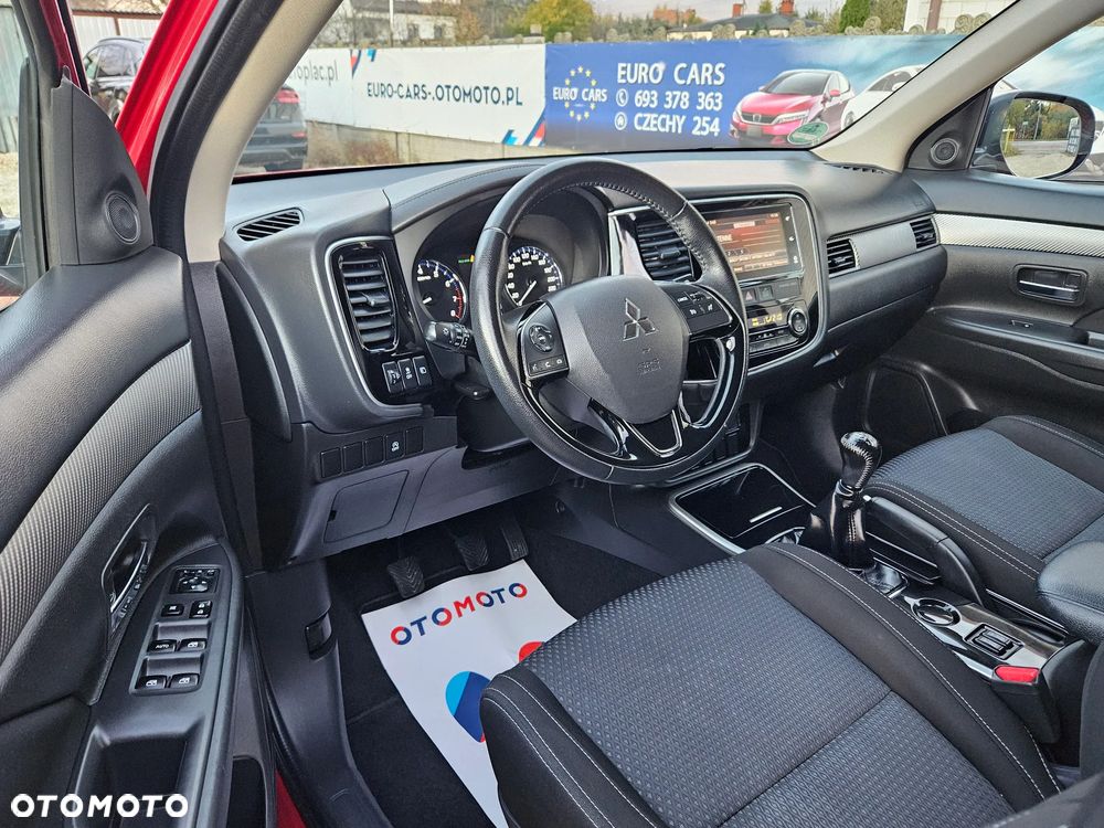 Mitsubishi Outlander 2.0 City Style 2WD - 2