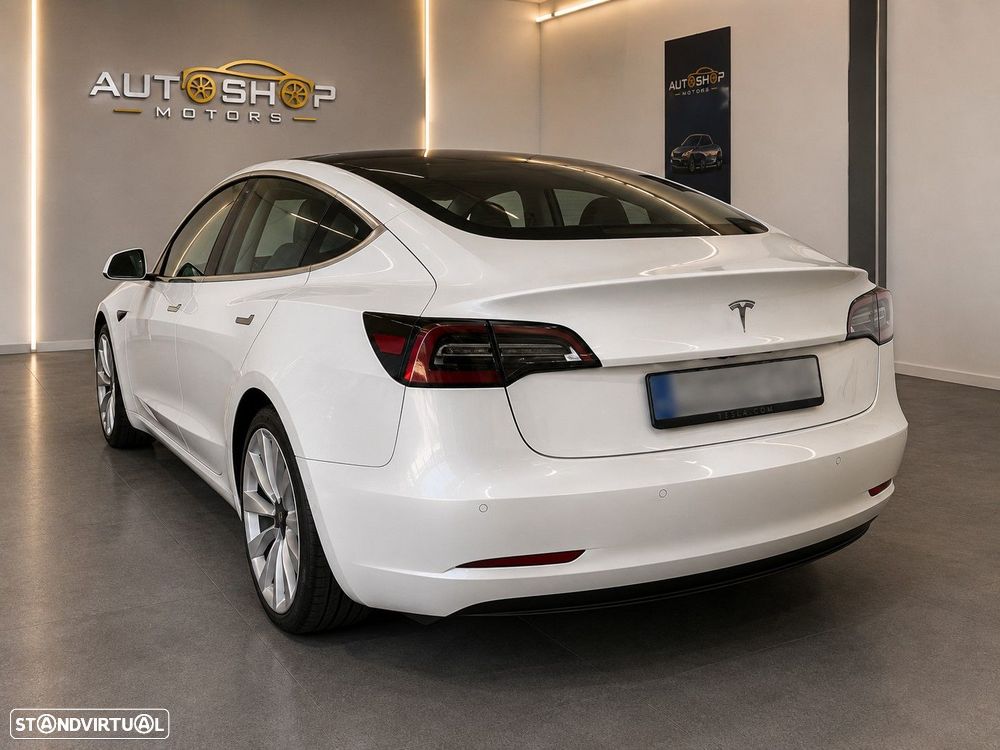 Tesla Model 3 Standard Range Plus RWD - 2