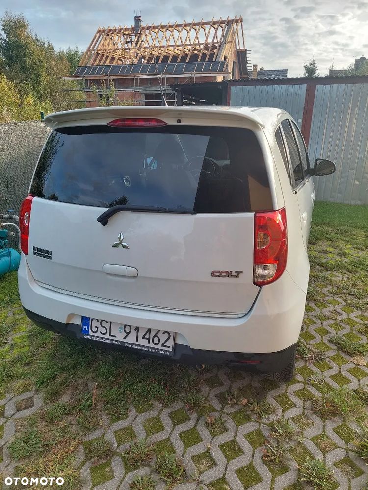 Mitsubishi Colt - 9