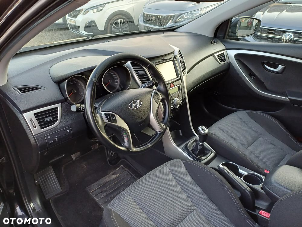 Hyundai i30 1.4 Premium - 14