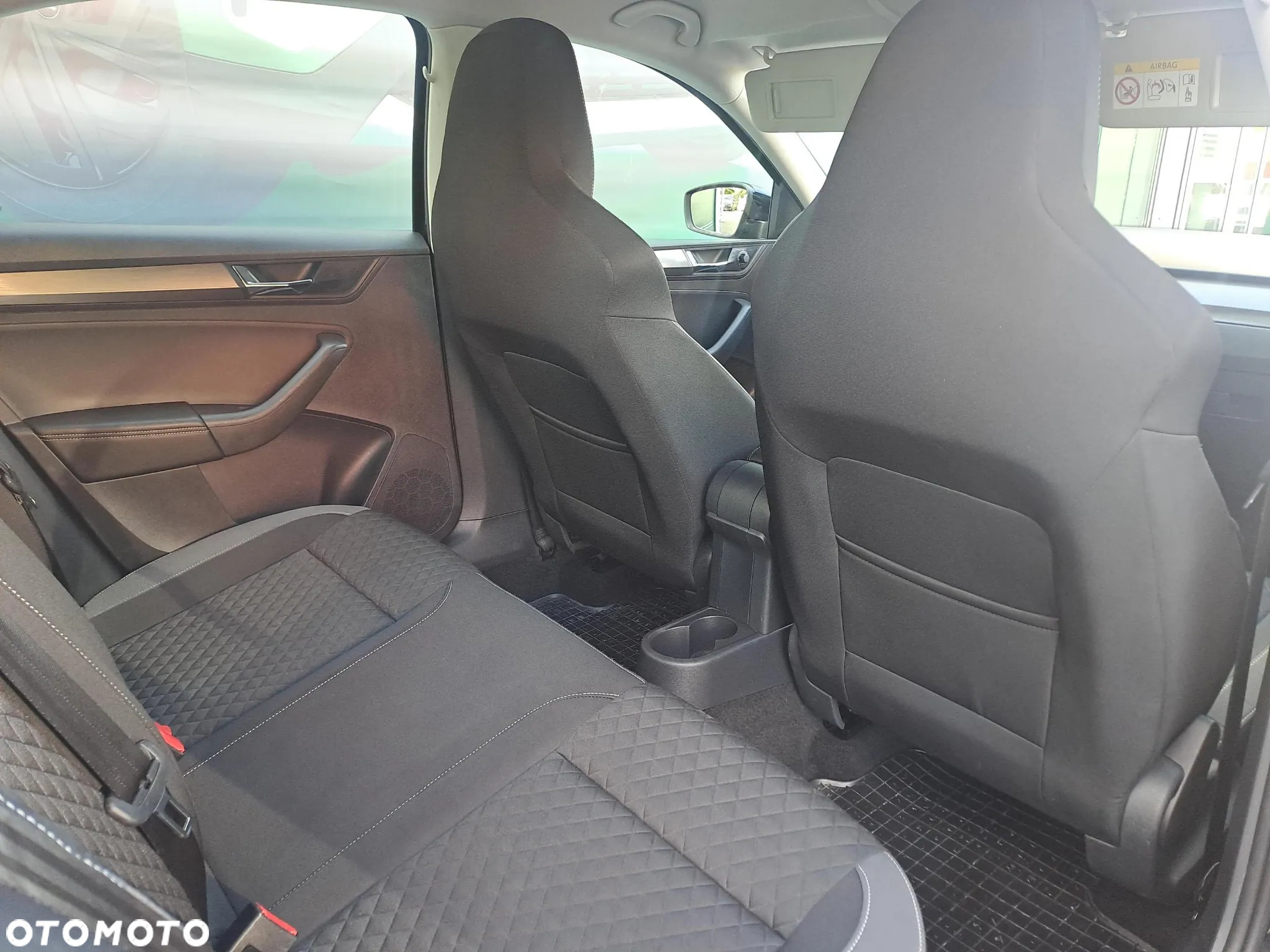 Skoda RAPID 1.0 TSI Ambition - 11