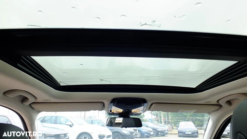 BMW Seria 3 320d xDrive Aut. Luxury Line - 29