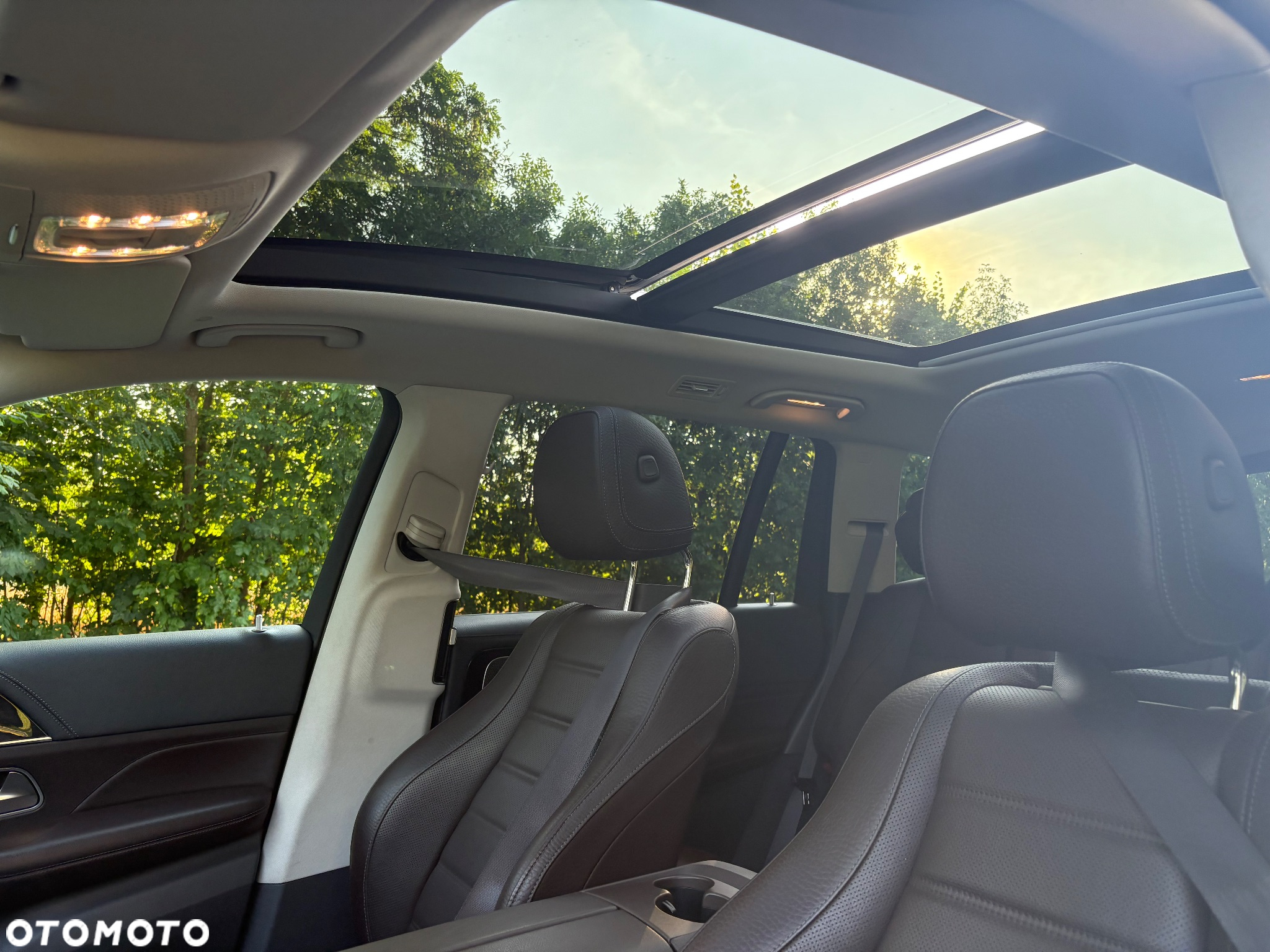 Mercedes-Benz GLS 400 d 4-Matic - 10