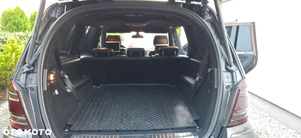 Mercedes-Benz GL 500 4Matic 7G-TRONIC - 8