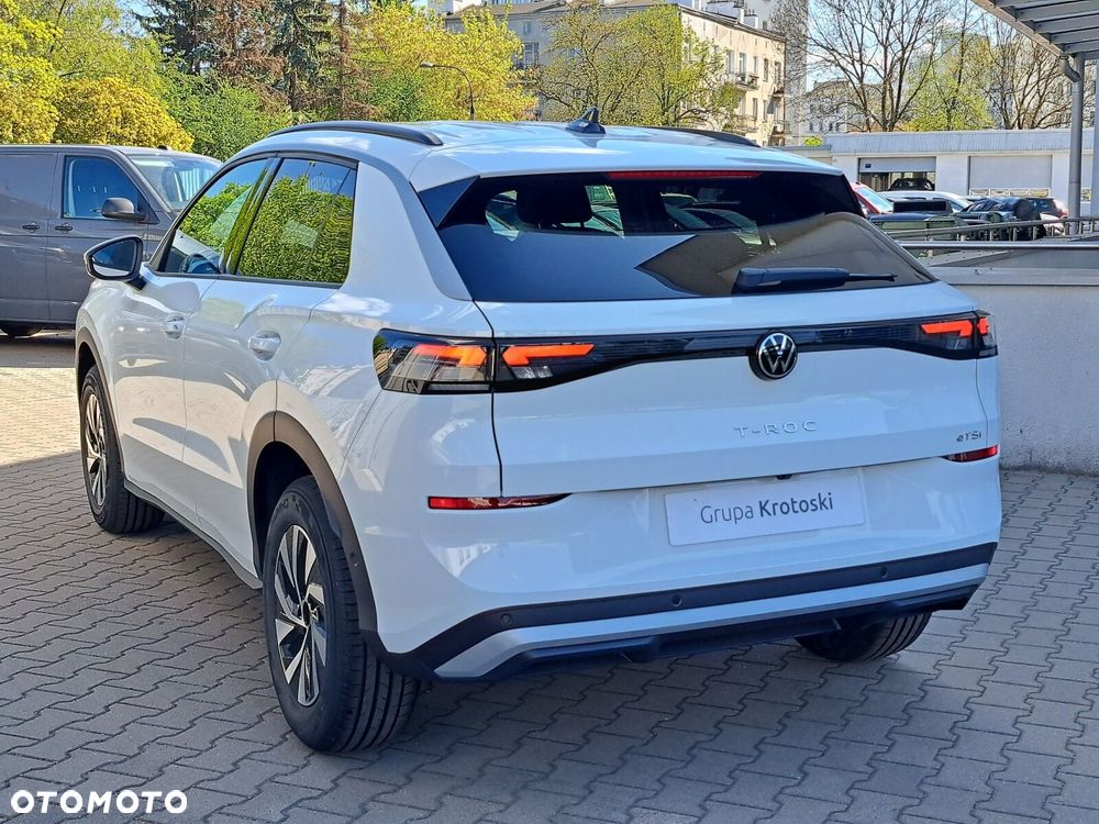 Volkswagen T-Roc - 5