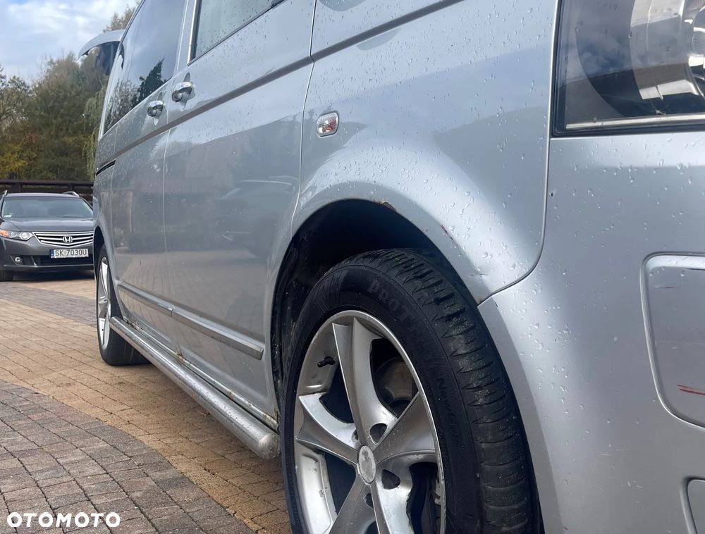 Volkswagen Multivan - 15