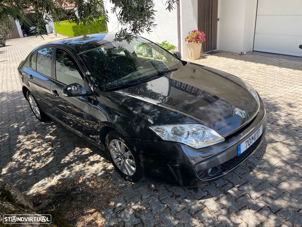 Renault Laguna dCi 110 FAP Emotion - 6
