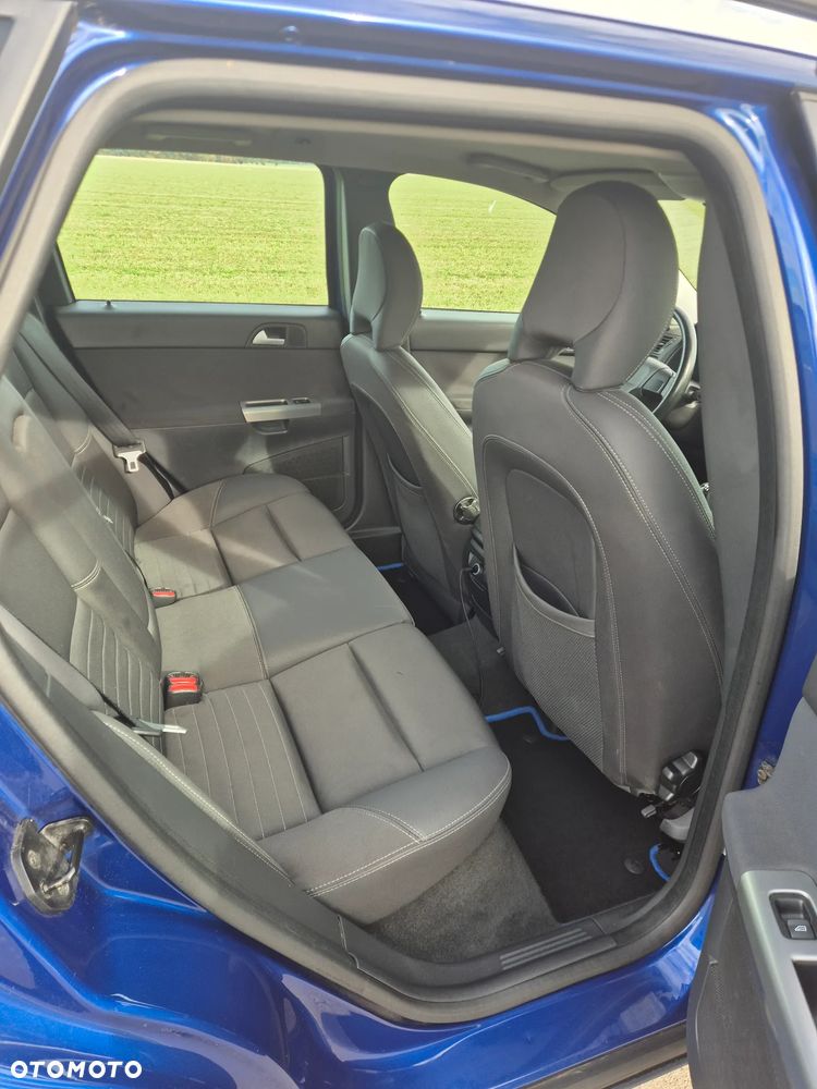 Volvo V50 - 11