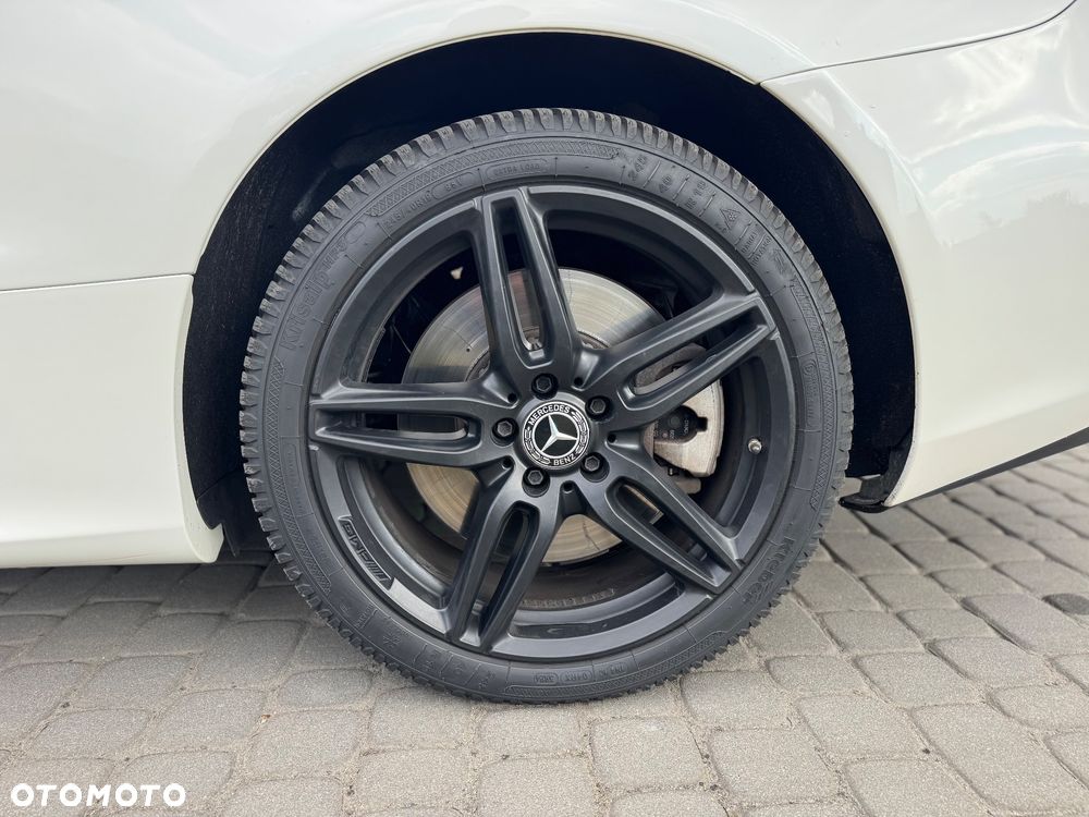 Mercedes-Benz Klasa E 400 4-Matic 9G-TRONIC - 20