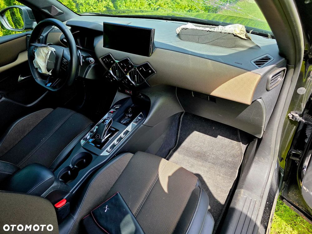 DS Automobiles DS 3 Crossback 1.2 PureTech So Chic - 12