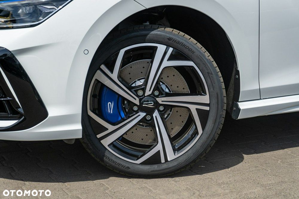 Volkswagen Golf - 3
