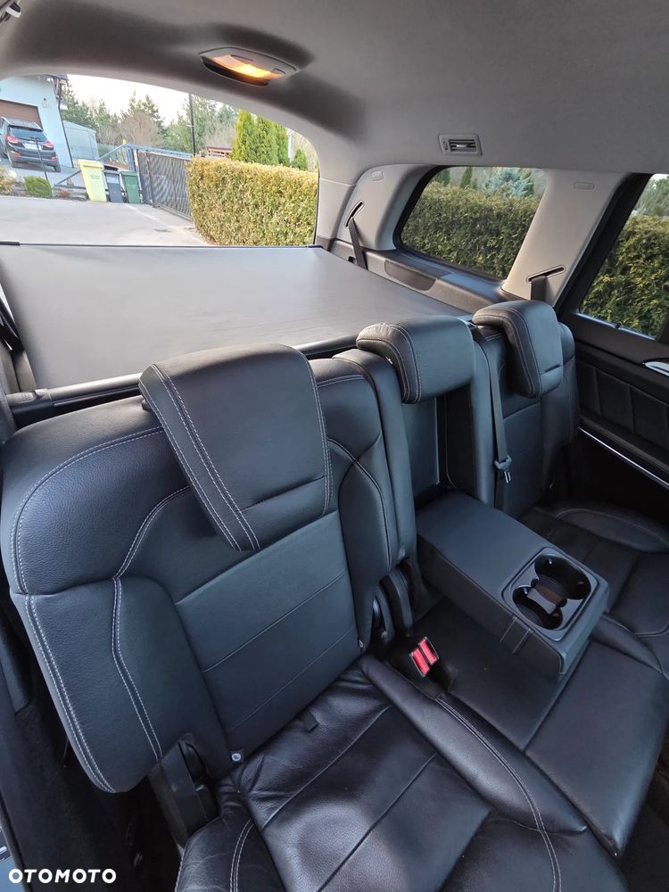 Mercedes-Benz GL - 17