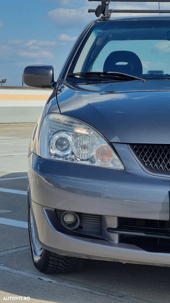 Mitsubishi Lancer 1.6 Invite - 6