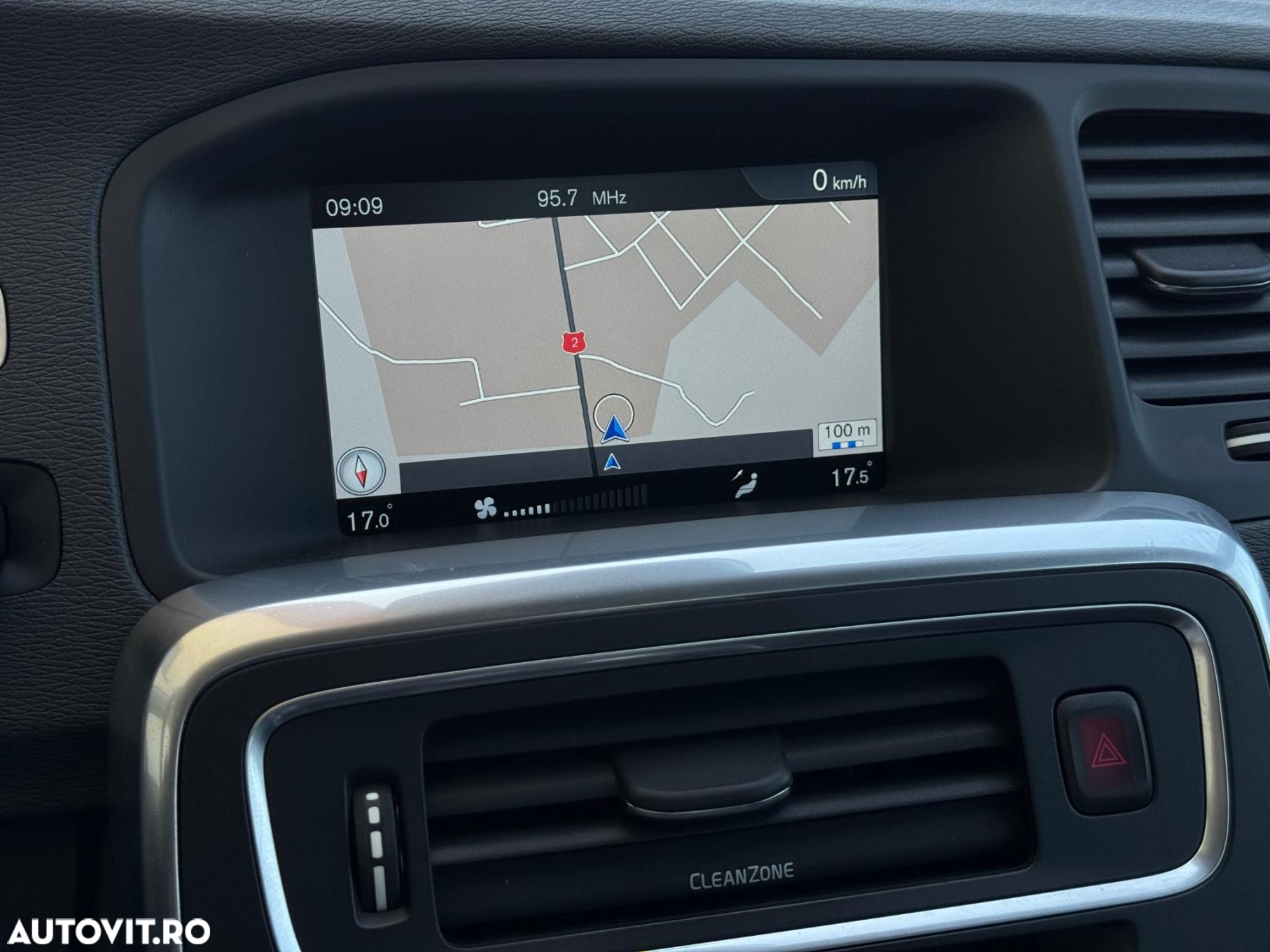 Volvo V60 - 11