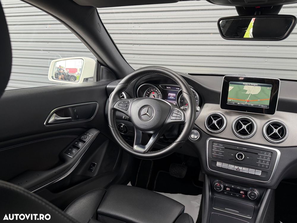 Mercedes-Benz CLA 200 d 7G-DCT Urban - 8