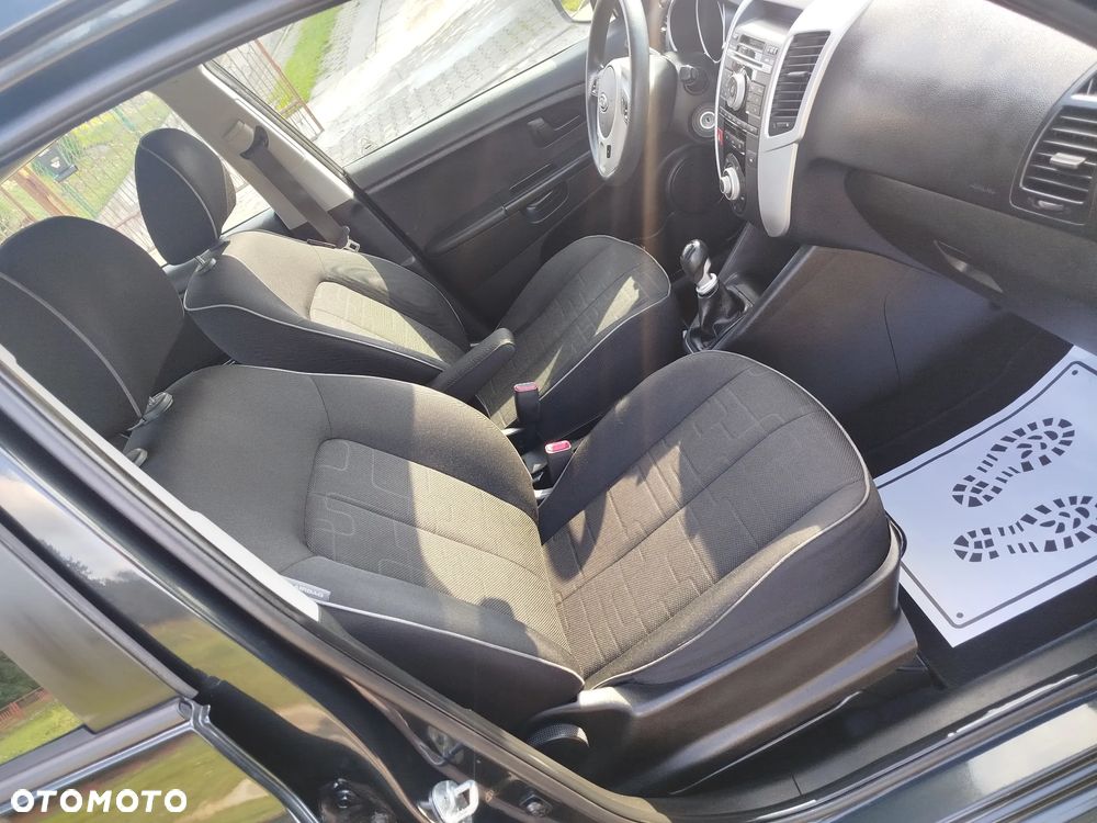Kia Venga 1.4 CVVT Fifa World Cup Edition - 27