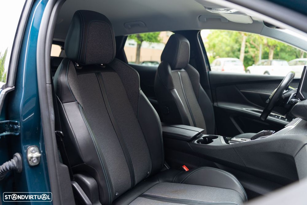 Peugeot 3008 1.6 Hybrid Allure e-EAT8 - 27