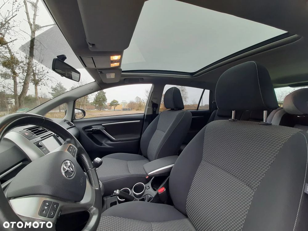Toyota Verso 1.6 D-4D 5-Sitzer Start/Stop Skyview Edition - 7