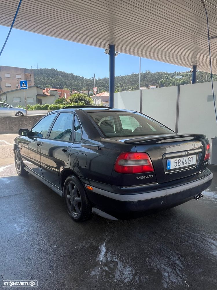 Volvo S40 2.0 - 2