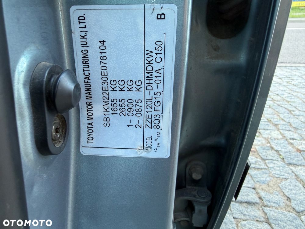 Toyota Corolla - 15