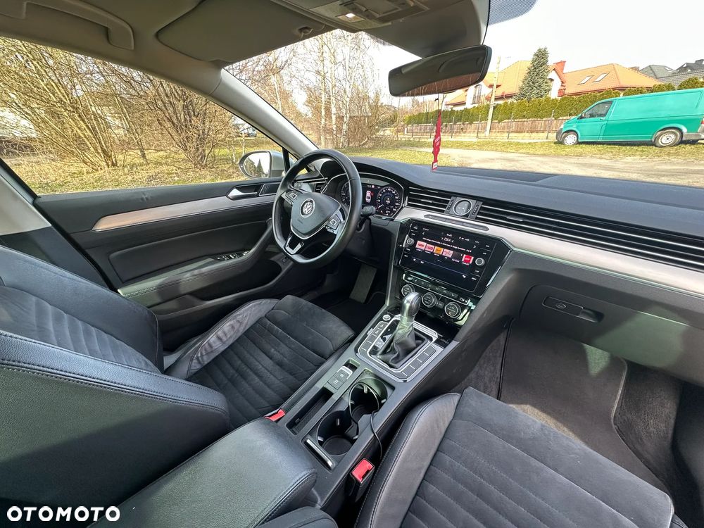 Volkswagen Passat 2.0 TDI BMT Highline DSG7 - 10