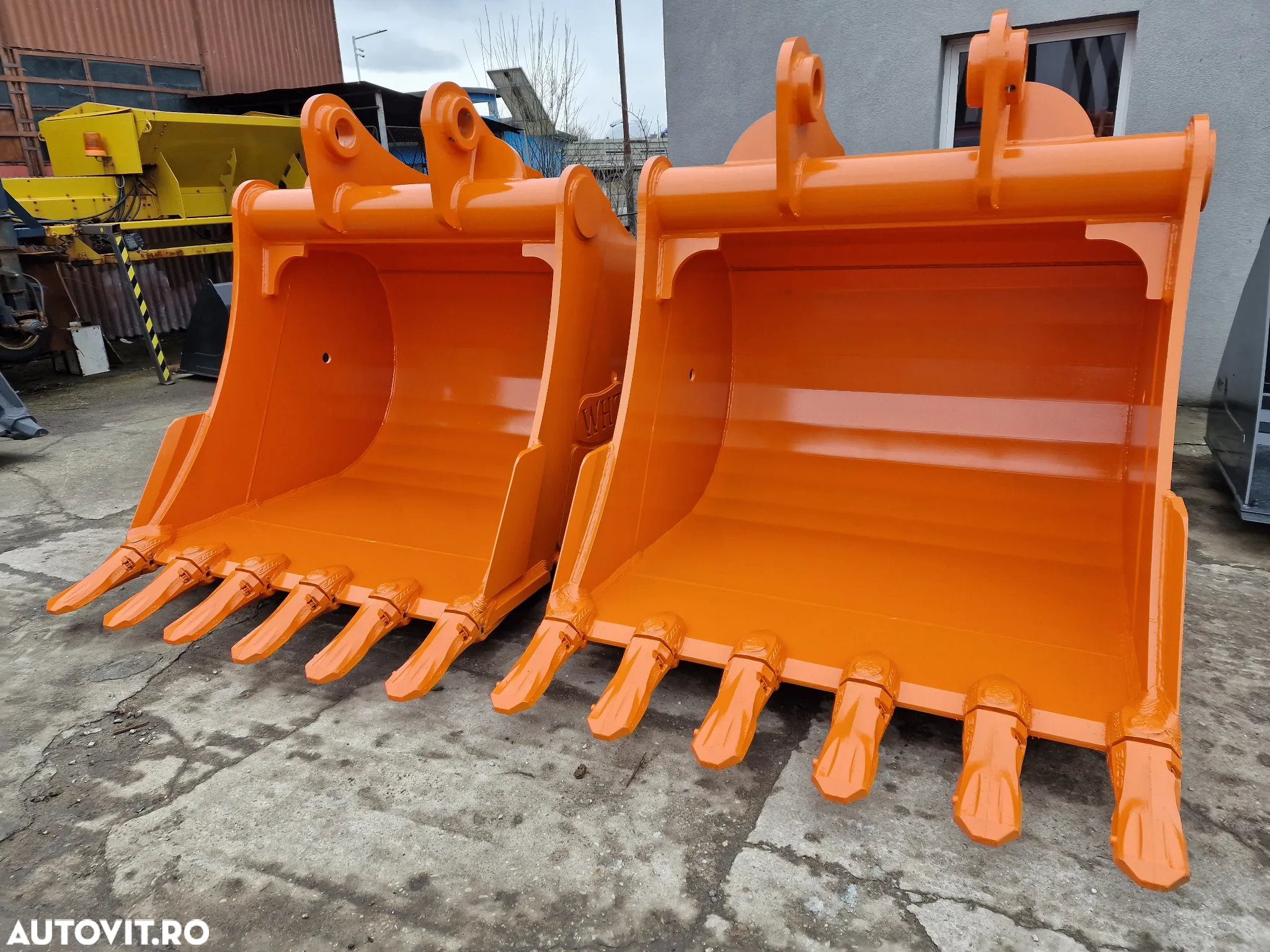JCB Cupa excavat - 3