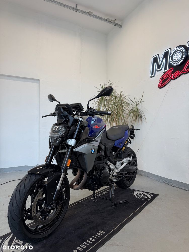 BMW F - 5