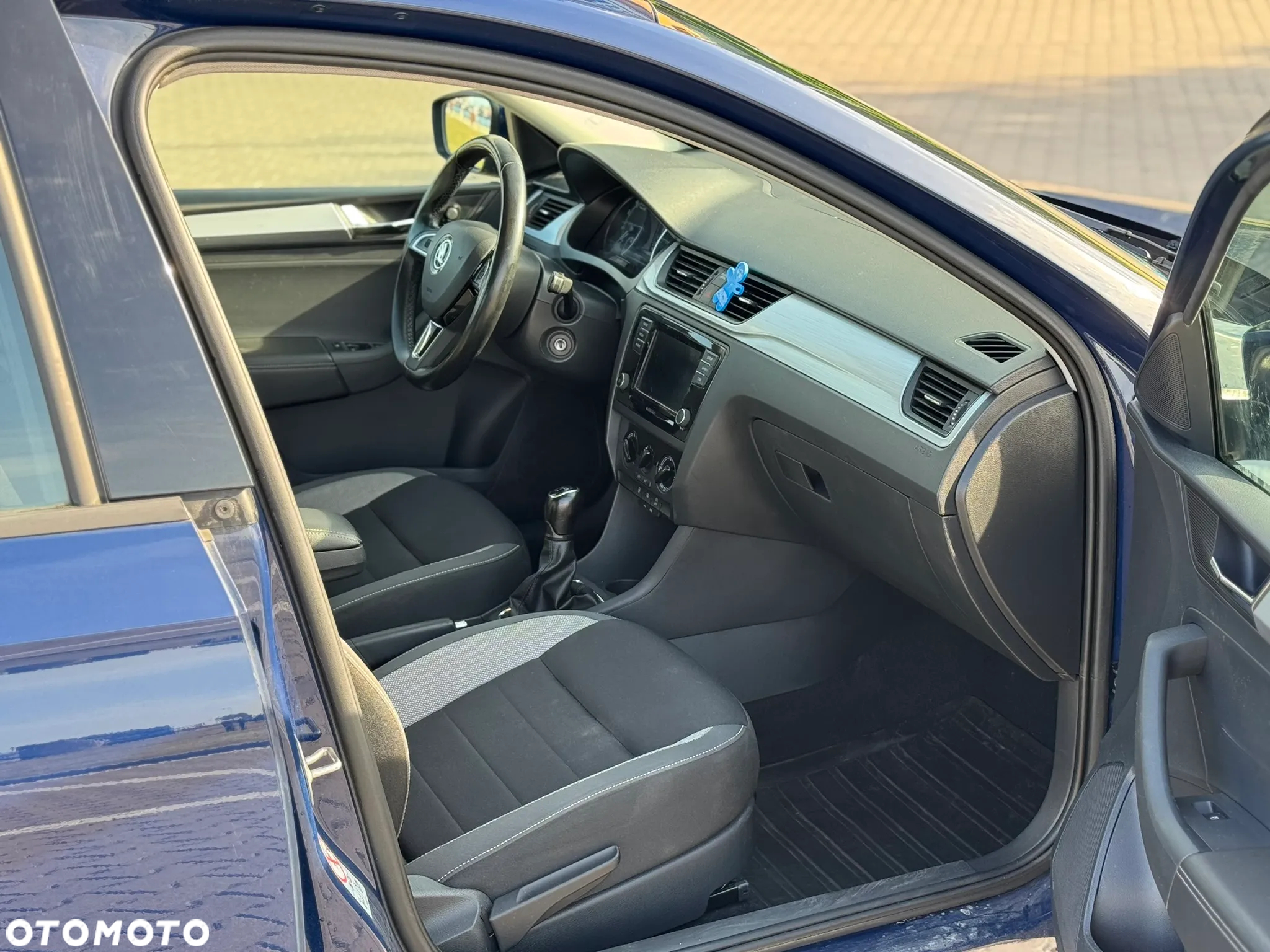 Skoda RAPID 1.0 TSI Active - 4
