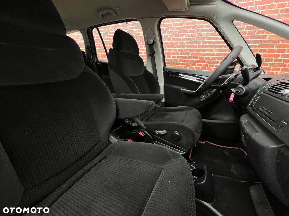 Citroën C4 Grand Picasso - 15