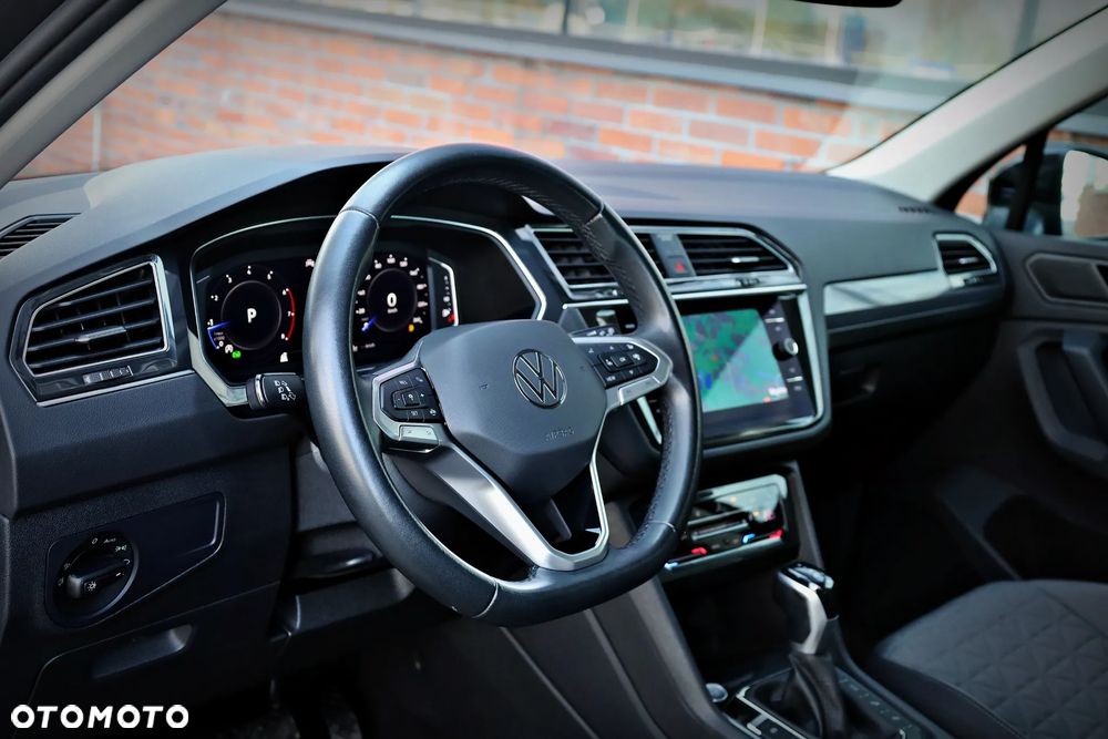 Volkswagen Tiguan 2.0 TSI 4Mot Elegance DSG - 17
