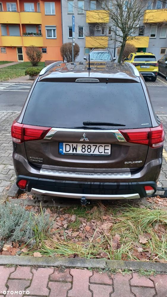 Mitsubishi Outlander 2.0 Intense + 4WD CVT - 4