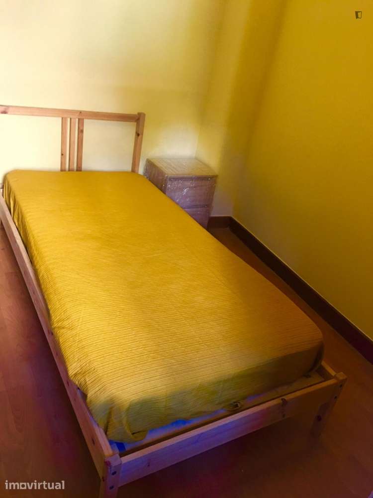 Quarto - localizado em Cidral Coimbra - Grande imagem: 4/30