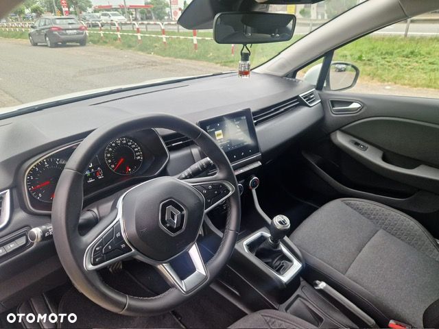 Renault Clio TCe 100 INTENS - 12
