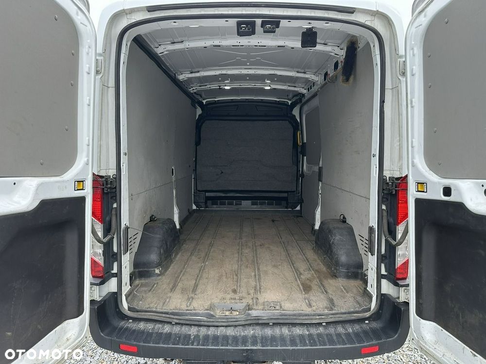 Ford Transit - 4
