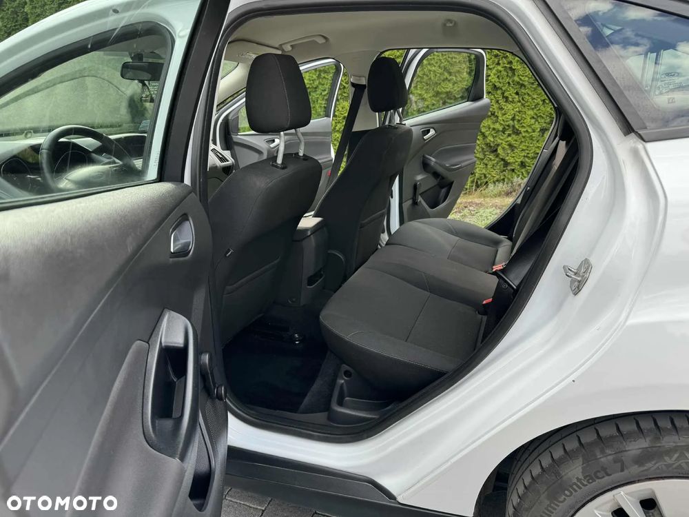 Ford Focus 1.6 Trend - 11