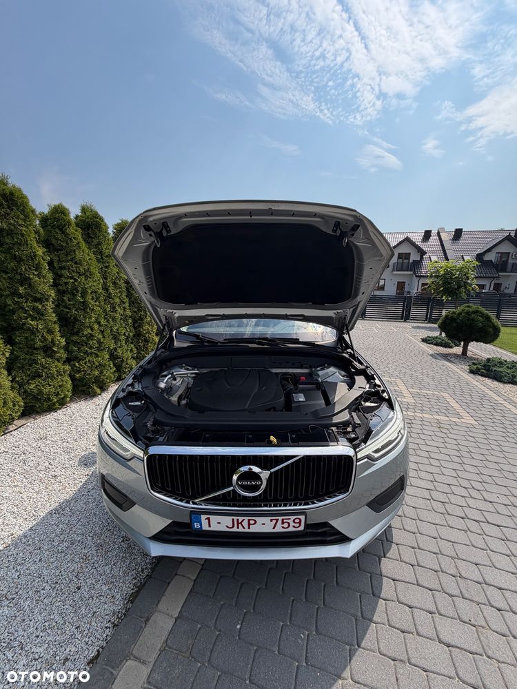 Volvo XC 60 D4 AWD Momentum - 6