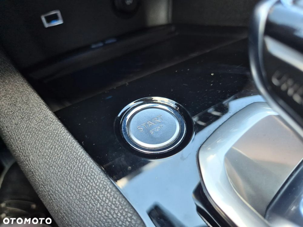 Peugeot 3008 BlueHDi 180 Stop & Start EAT8 GT - 25